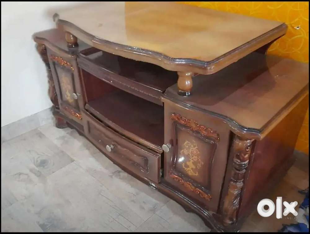 Tv table/ computer table