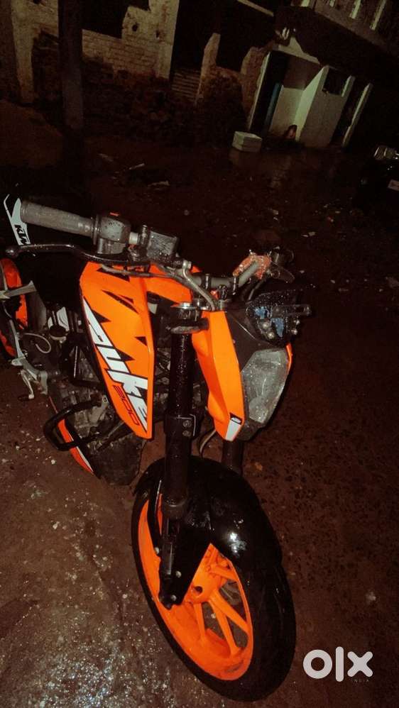 Ktm duke 200 fully mint condition
