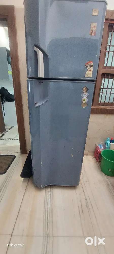 Double door Godrej eon342 lt