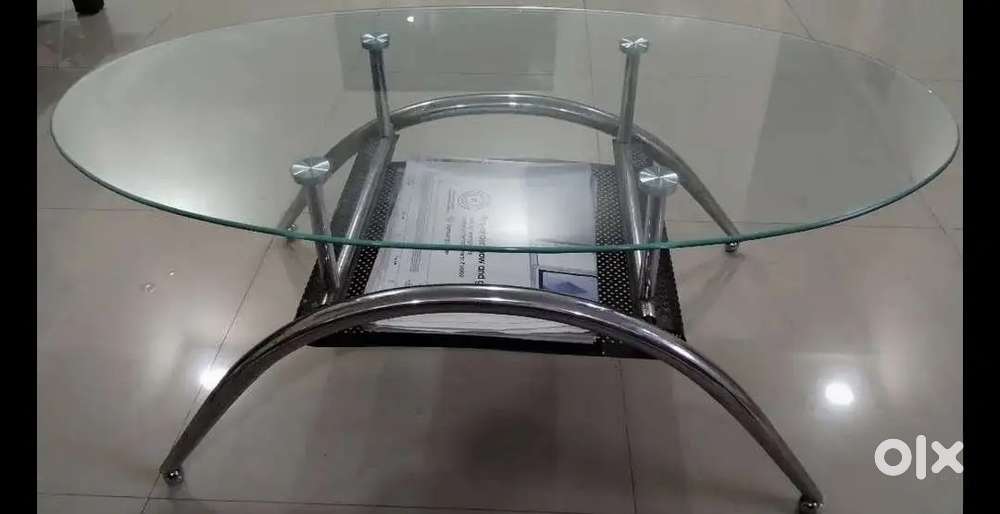 Center coffee table for sale