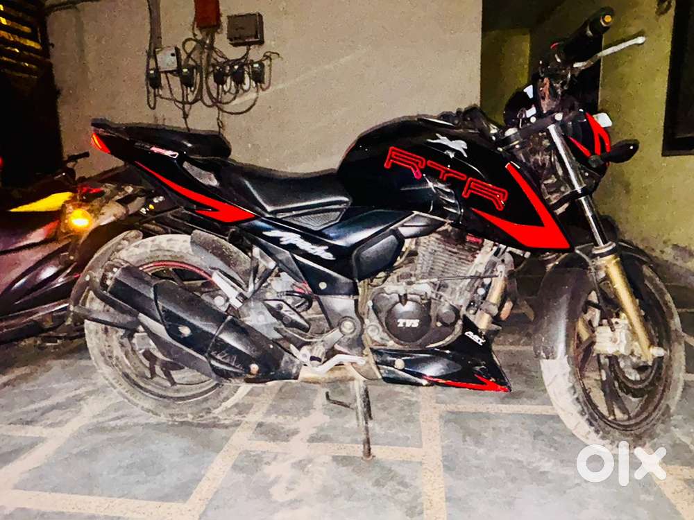 Brand New Apache Sports Bike RTR 200/4V at Dwarka More Metro Station,