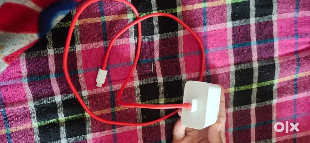 One plus charger 100vt