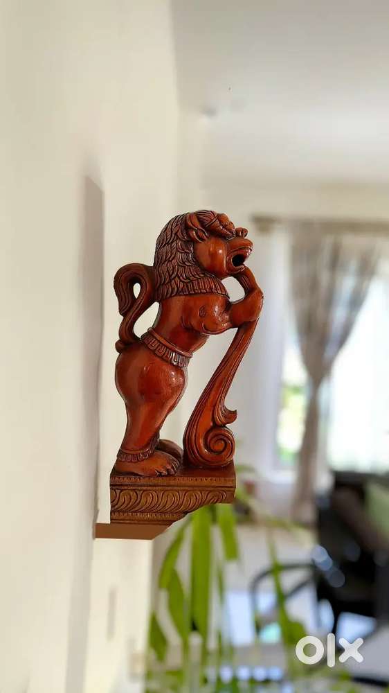 WALL DECOR HANDCRAFTED SIMHA SET OF 2 FULLY WOODEN CARVED