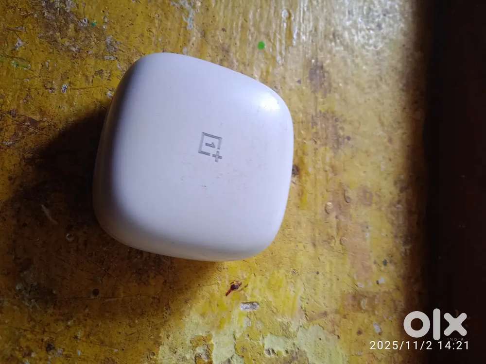 It is not mobile phone.  It is my blutooth ear buds .