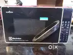 Electrolux 20L White MicrowaveOven(includes FREE grill and oven glove)