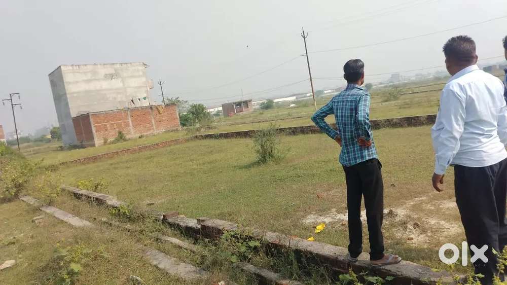 Guwari road satyanam school ke paas h plot