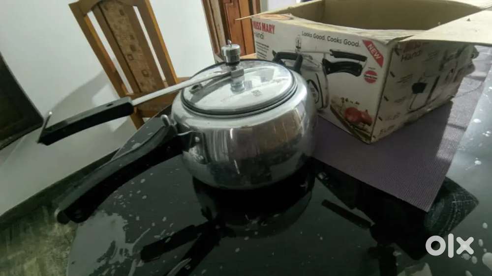 Hawkins MISSMARY pressure cooker