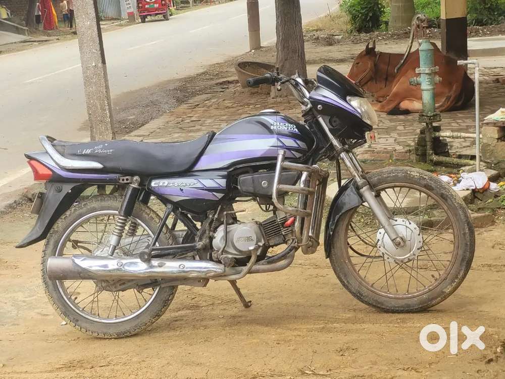 Hero Honda CD Deluxe 2011 Model Bullet leni hai isiliye bech rha hu