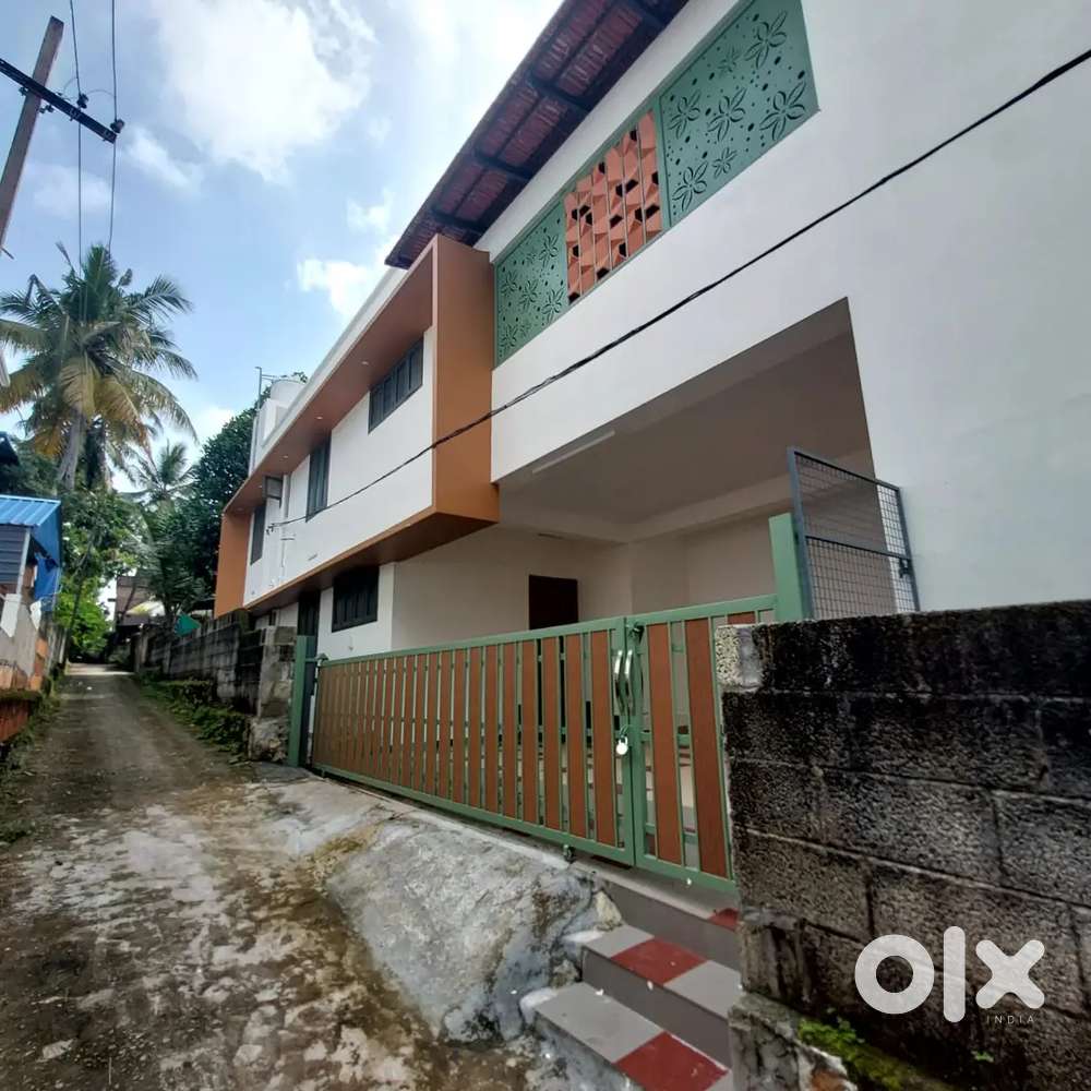 2 Bhk house for rent chenkottukonam near kazhakuttam