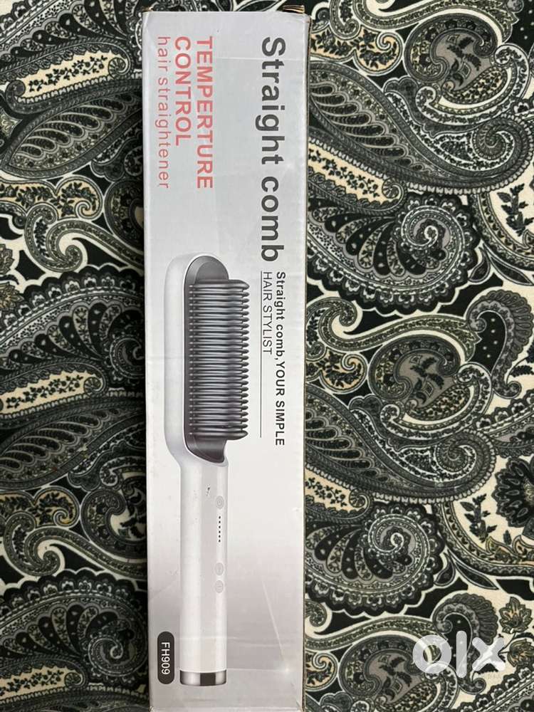 Straight comb HAIR STRAIGHTNER
