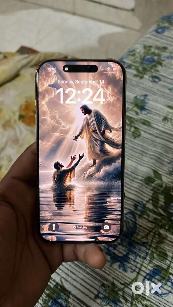 I phone 16 pro 128 GB for sale (Under warranty)