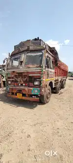 Tata 3118 open body truck ,12 टायर