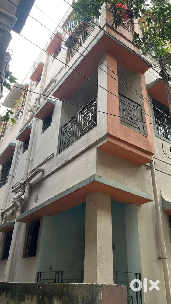 2BHK FLAT FOR SALE , COLONY LAND PROPERTY AT A VERY REASONABLE RATE,
