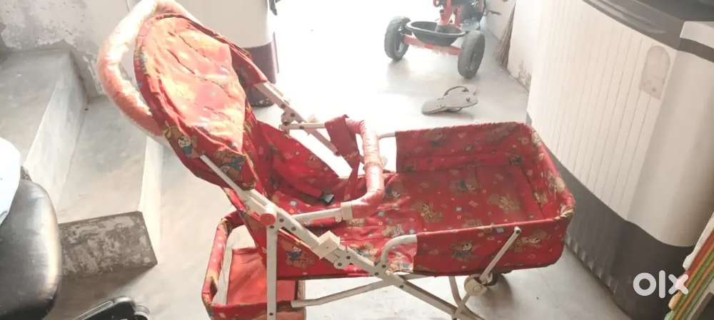 Mere pass ek Naya jhula Rakha hua Hai