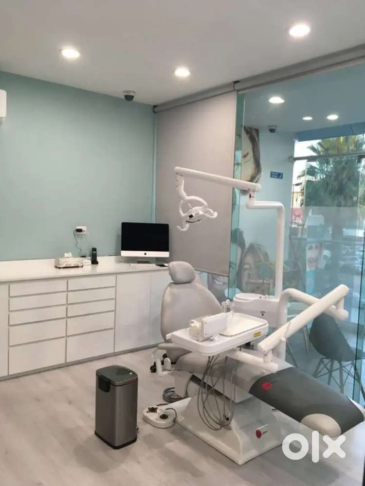 Needed an assistant for a dental clinic
