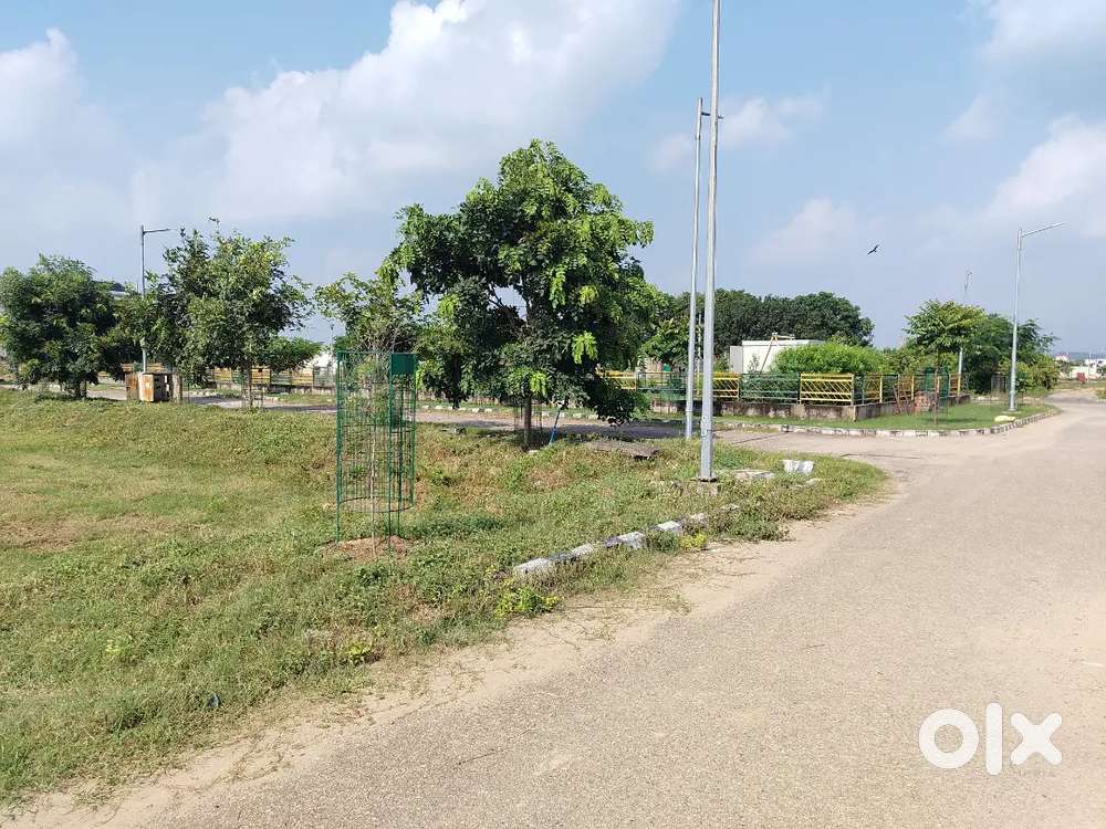 333 sq yard Plot for Sale in Altus, New Chandigarh