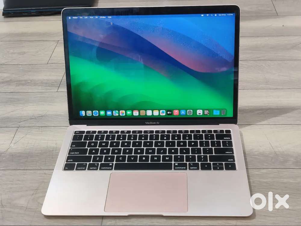Apple Macbook Air 2018 i5  8GB Ram 128GB SSD GADGETZONE