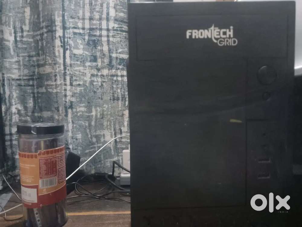 Computer cabinet in Black colour and one fan