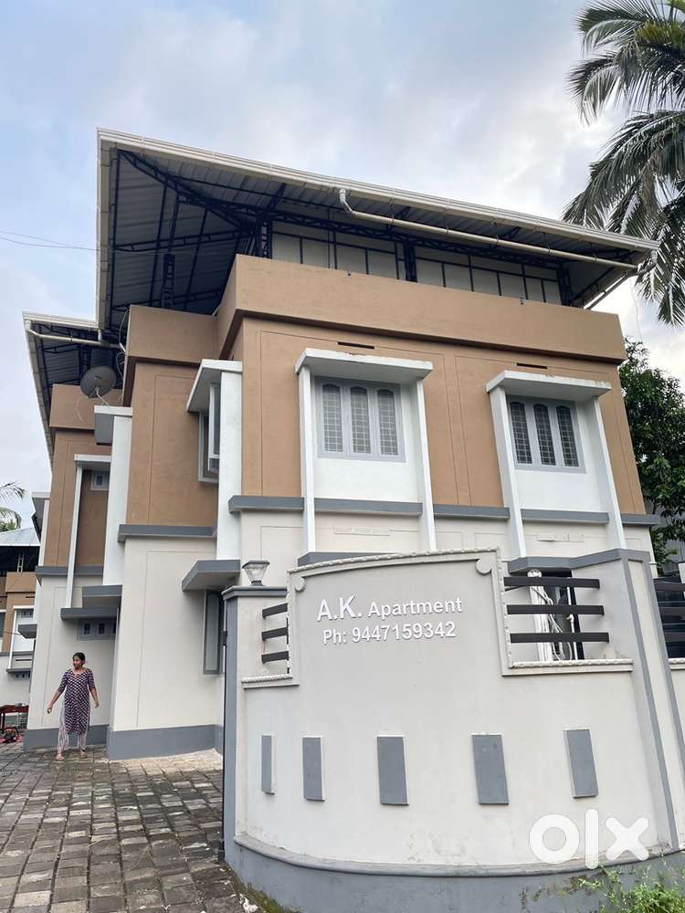 LADIES KITCHEN WORKER AND CLEANING STAF