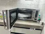 Microwave oven in good working condition for sale
