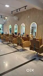 8 days old Unisex salon for sale in Nagarbhavi near ambedkar college b