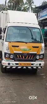 Mahindra jayo covered body