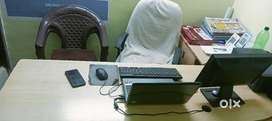 Good condition 6x4 L shape counter