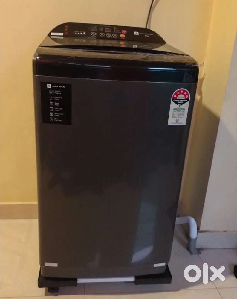 Top load washing machine 8 kg inbuilt heater 3-4 months old only