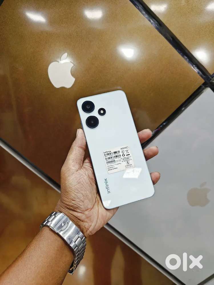 Infinix Hot 30i (8Gb/128Gb)..Neat Condition..