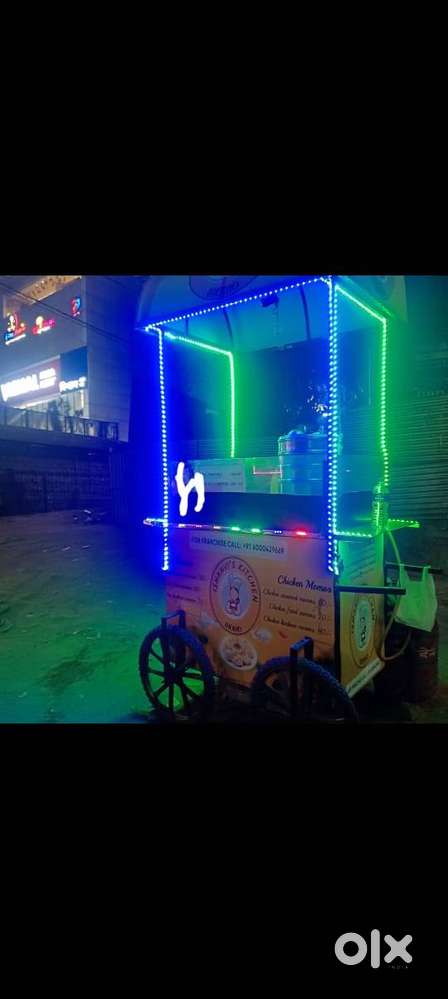 Momo stall staff boy and helper needed