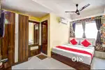 16 room Full Furnished Running guest Houses Location Newtown Axis Mall