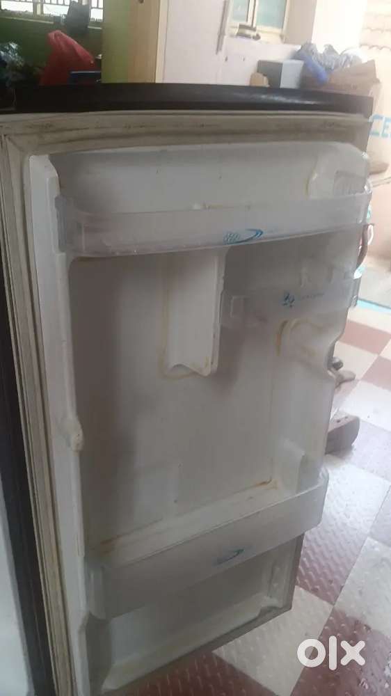 Videocon fridge 190 lit old