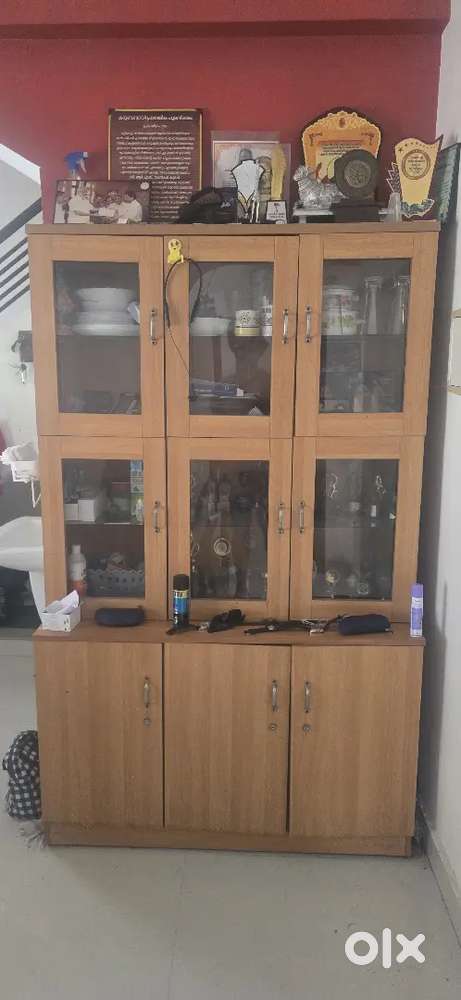 Well furnished Crockery for sale