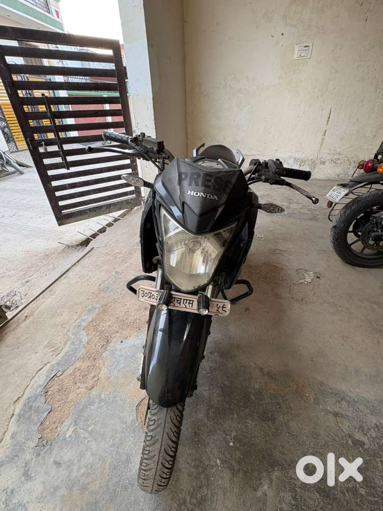 Honda Hornet 160R