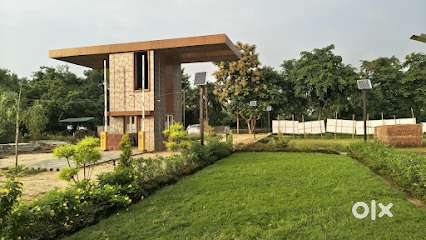 Standard of Living, Above the City Lights.Bareilly–Bisalpur Road