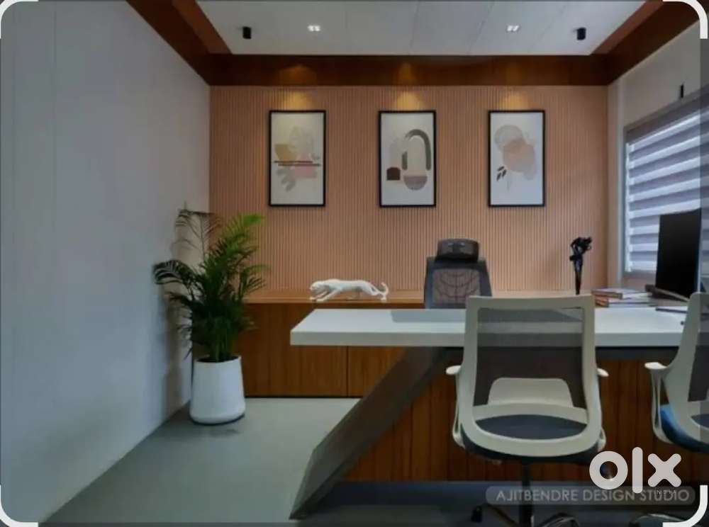 Female personal secretary
