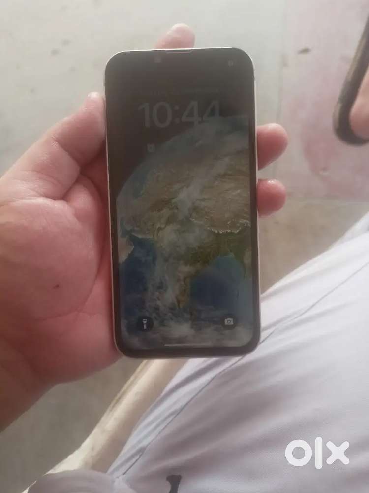 iPhone 14 selling money problem