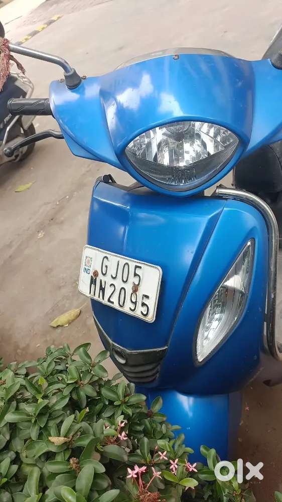 Blue Colour Single hand use with Good Average of 50. Regularly Service