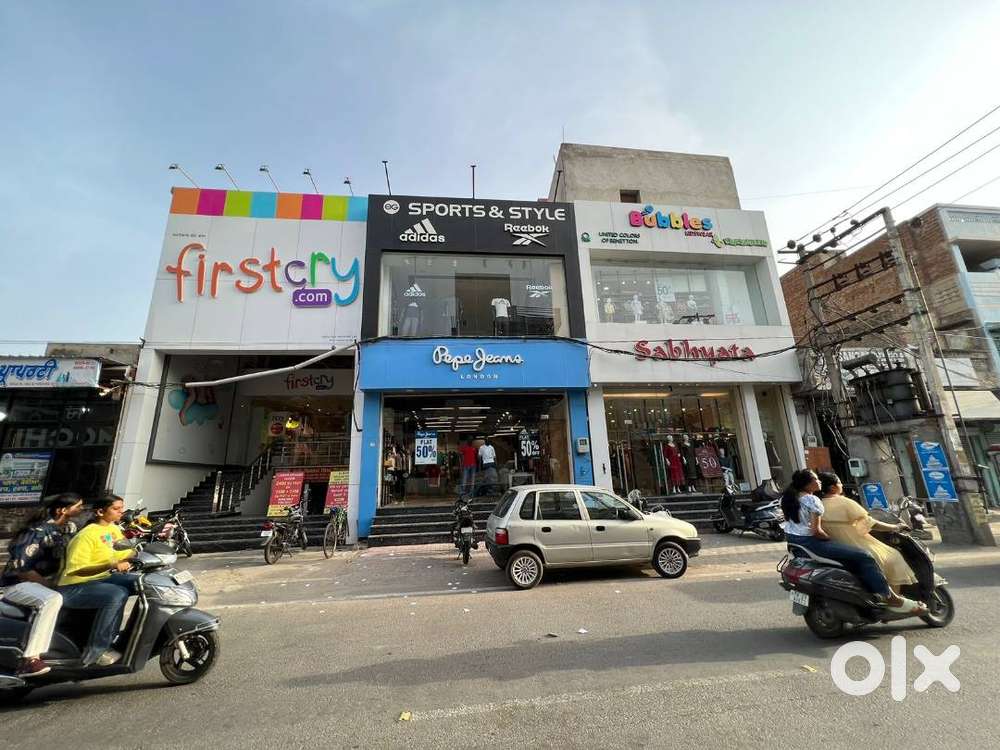 Showroom space available in prime locations in Ludhiana