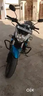 Yamaha FZS White Blue Special Edition Version 2.0