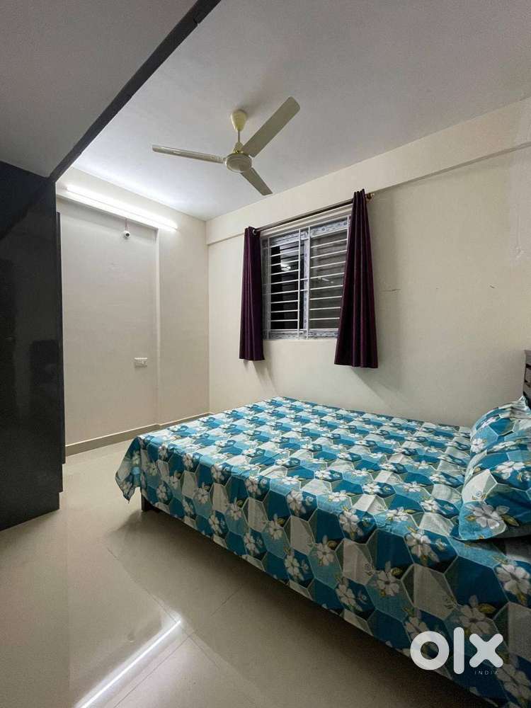 1 bhk fully furnished near meenakshi mall