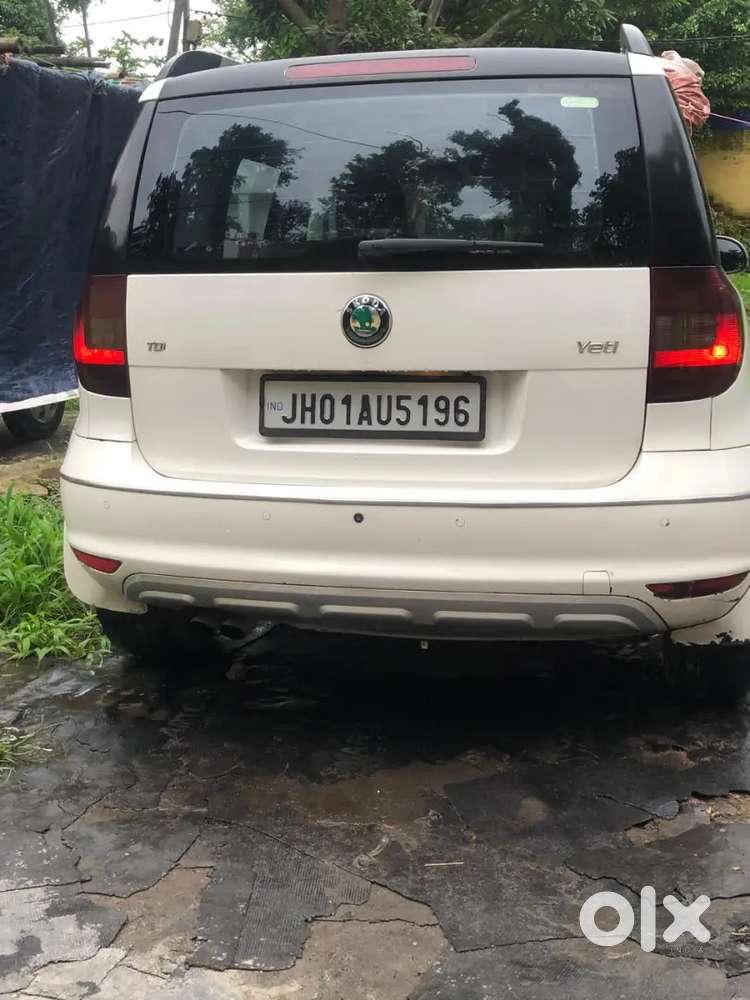 Skoda Yeti 2012 available for ranchi number