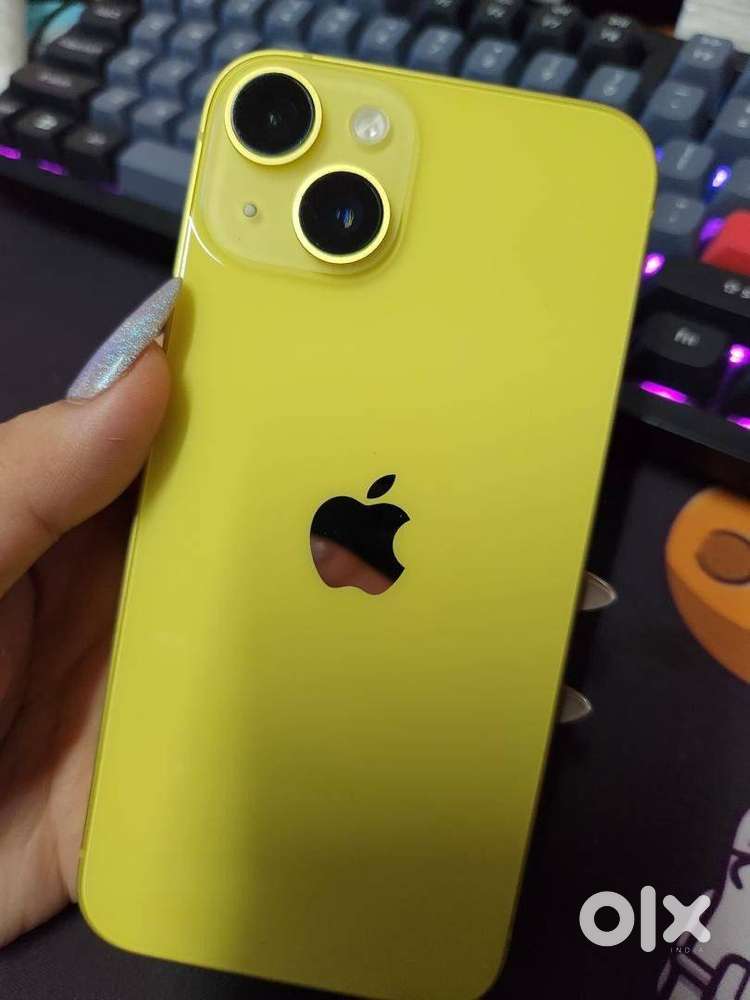 Selling 14 , Good Condition, With 95% Battery Life , Variant 128GB.  W