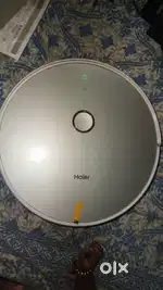 Smart home robot vacuum cleaner