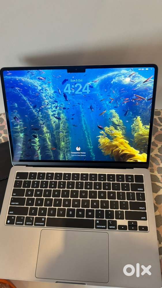 Macbook air m2 neatly used
