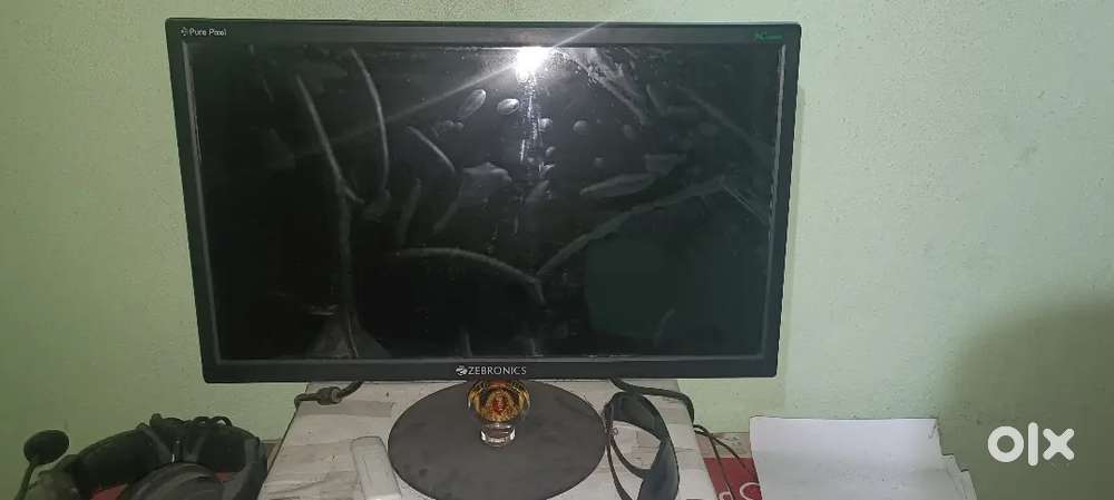 Desktop computer