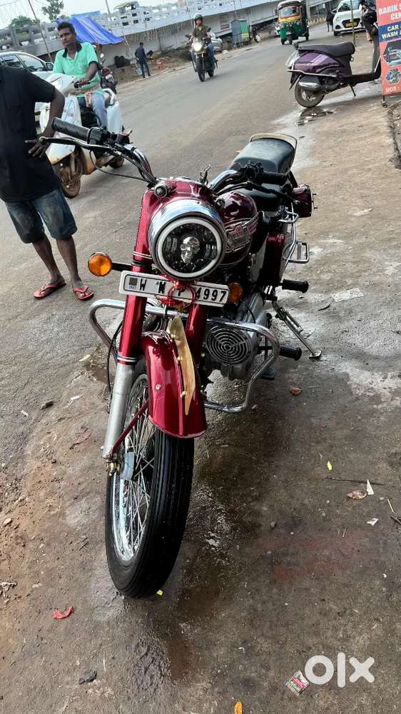 Old Model Royal Enfield Bullet