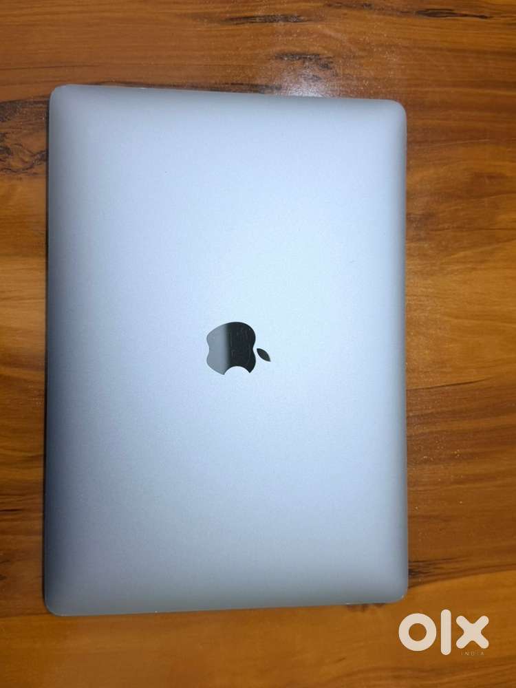 Mackbook pro m2 8,256