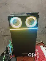 Wooden Splendor 80w party Box and ubon maharaja speaker with UHF Mic