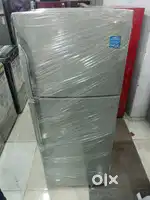 I'd09 samsung silver colour double door refrigerator 5 star